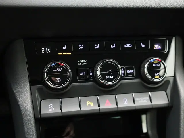 Škoda Karoq 1.0TSI/115PK Selection 2025 Benzine 33