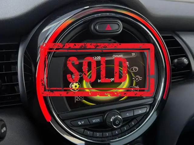 MINI 3-Deurs Mini VERKOCHT 2015 Benzine 14