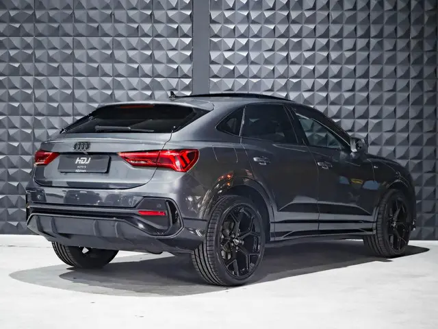 Audi Q3 Sportback 35 TFSI S Line 2024 Benzine 3