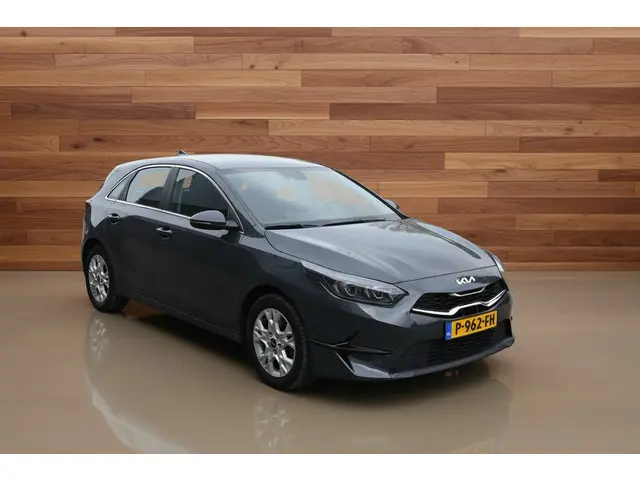 Kia Ceed 1.0 T-GDi DynamicLine 2022 Benzine 7