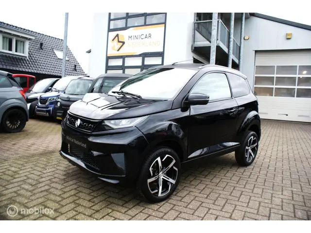 Aixam Crossover Brommobiel SUV 2025 Diesel