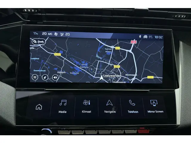 Peugeot 408 1.2 PureTech Allure 130 EAT8 2024 Benzine 26