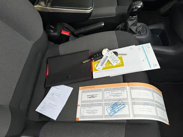 Citroën C4 Cactus 1.2 PureTech Feel 2017 Benzine 11