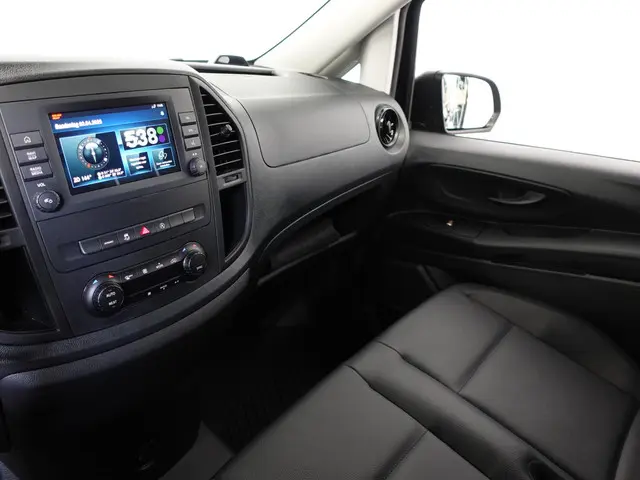 Mercedes-Benz Vito 114 CDI Lang Automaat 2024 Diesel 29
