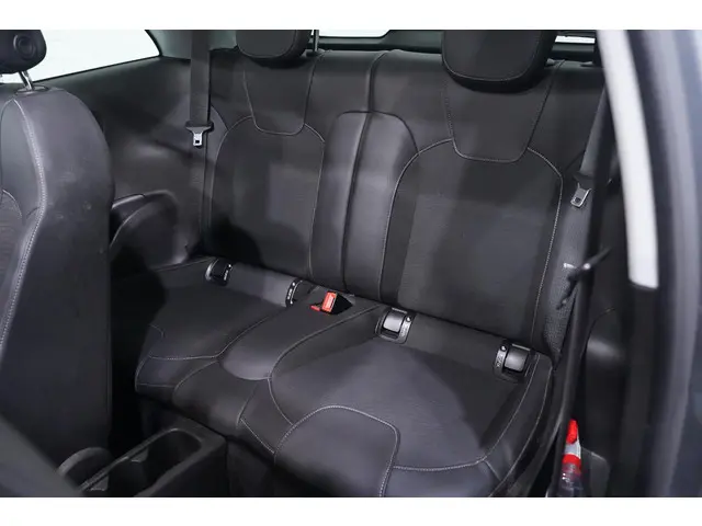 Opel ADAM 1.0 Turbo Rocks BlitZ 2019 Benzine 35