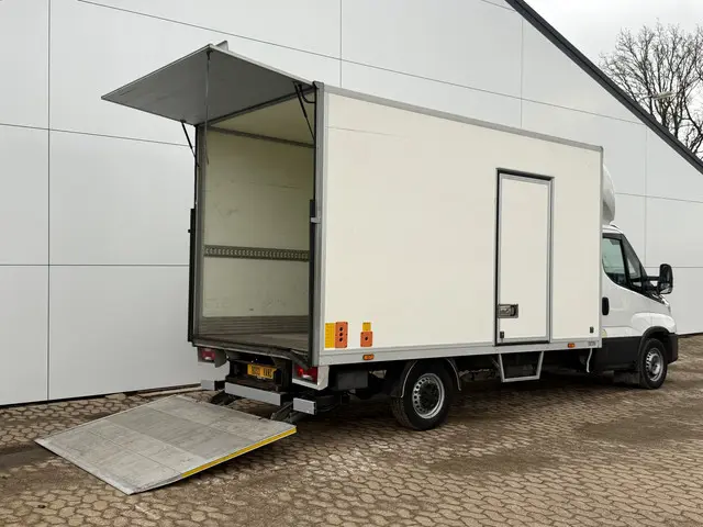 Iveco Daily 35S18 3.0 2021 Diesel 9