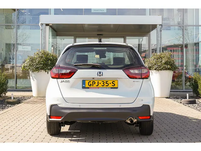 Honda Jazz 1.5i e:HEV ELEGANCE 2024 Hybride Benzine 50