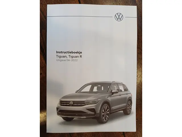 Volkswagen Tiguan 1.5 TSI R-Line Business+ 2023 Benzine 56