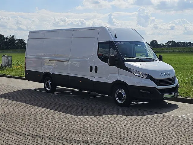 Iveco Daily 35S14 2023 Diesel 5
