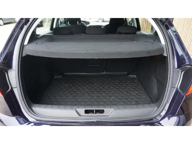 Peugeot 308 1.2 131pk 5Drs PureTech Allure 2016 Benzine 29