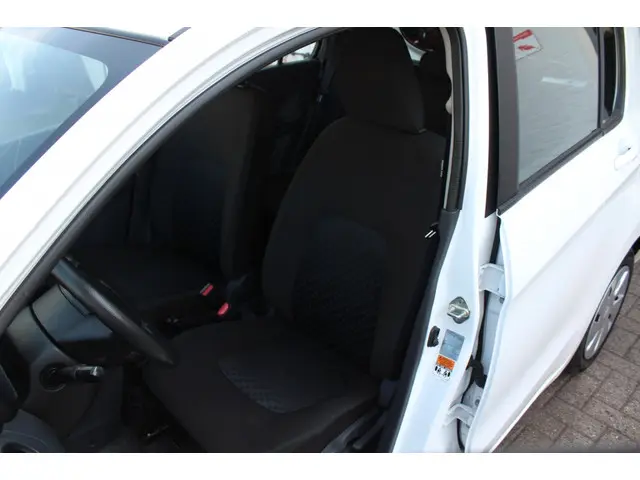 Suzuki Celerio 1.0 Comfort 2020 Benzine 11