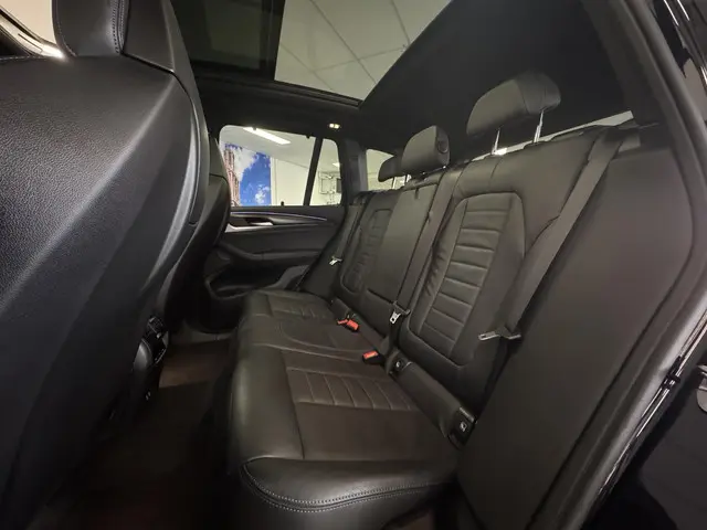 BMW X3 xDrive30e High Executive 2023 Hybride Benzine 8