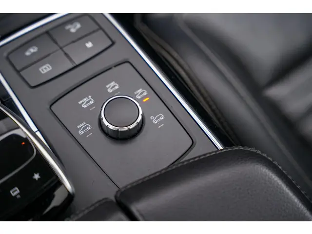 Mercedes-Benz GLE Coupé 43 AMG 4MATIC 2015 Benzine 26