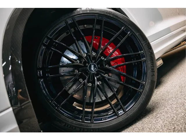 Audi RSQ8 4.0 TFSI quattro 2022 Benzine 3