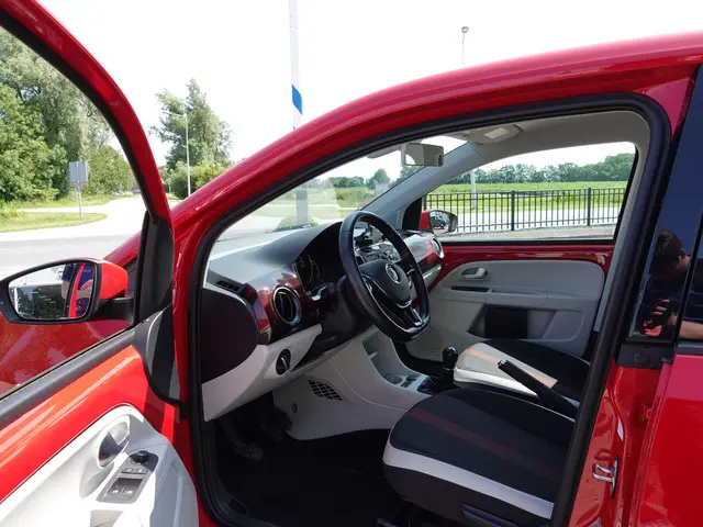 Volkswagen up! 1.0 BMT high up! 2018 Benzine 4
