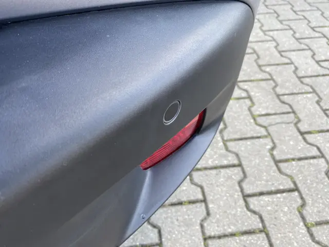 Peugeot e-2008 EV Active Pack 50 kWh 2020 Elektrisch 11