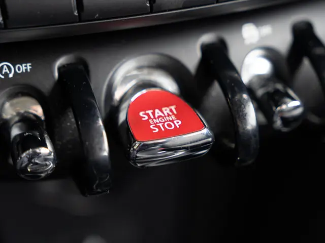 MINI 3-Deurs Cooper 2021 Benzine 25