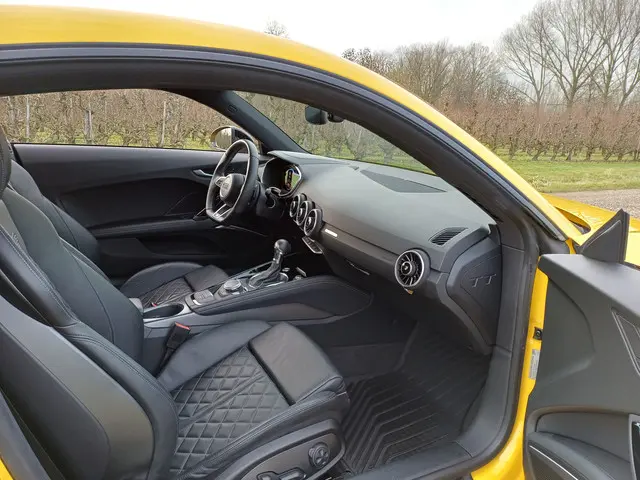 Audi TT 2.0 TFSI quattro ABT / Unieke auto 2016 Benzine 38