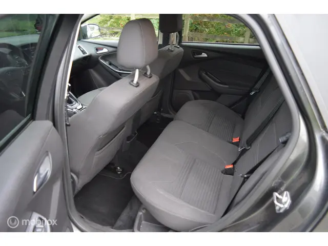 Ford Focus Wagon 2.0 TDCI Titanium 2016 2016 Diesel 14