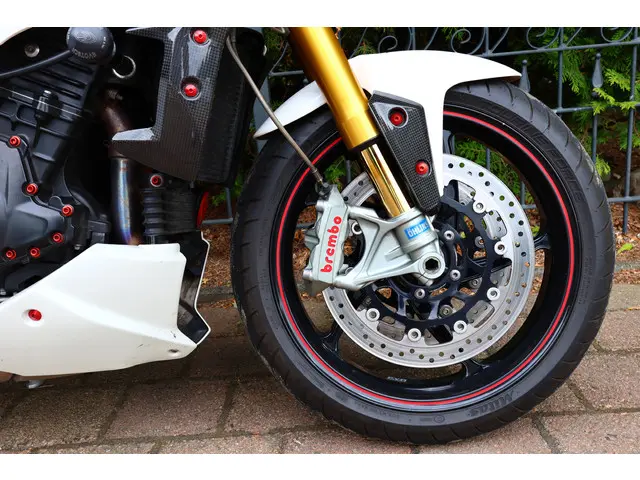 Triumph Speed Triple R 1050 ABS 2012 Benzine 13
