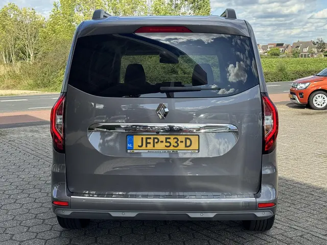 Renault Kangoo 1.3 TCe 130 2022 Benzine 6
