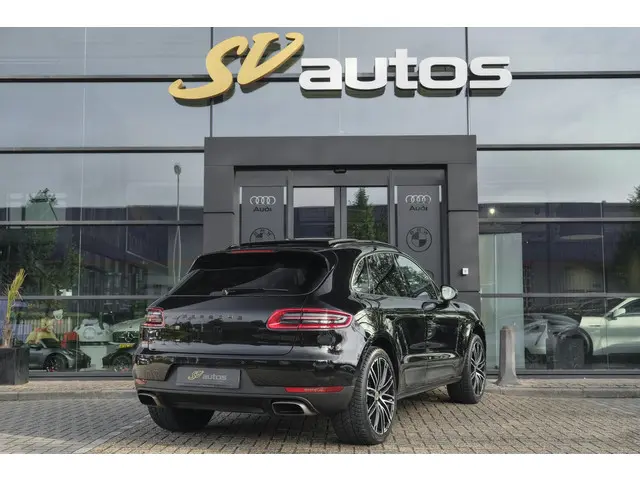 Porsche Macan 2