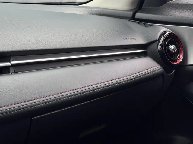 Mazda CX-3 2.0 SkyActiv-G 120 GT-M 2018 Benzine 24