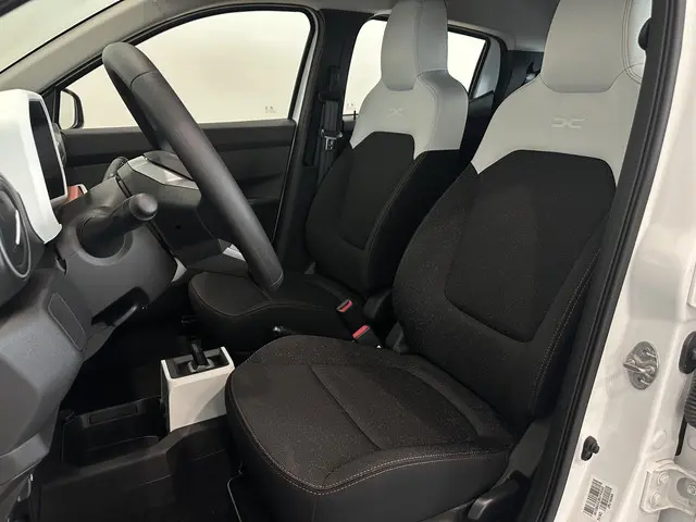 Dacia Spring Expression 65 26.8 kWh 2025 Elektrisch 9