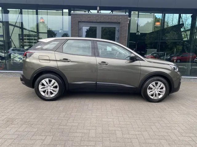 Peugeot 3008 1.2 PureTech Allure Automaat 2017 Benzine 8