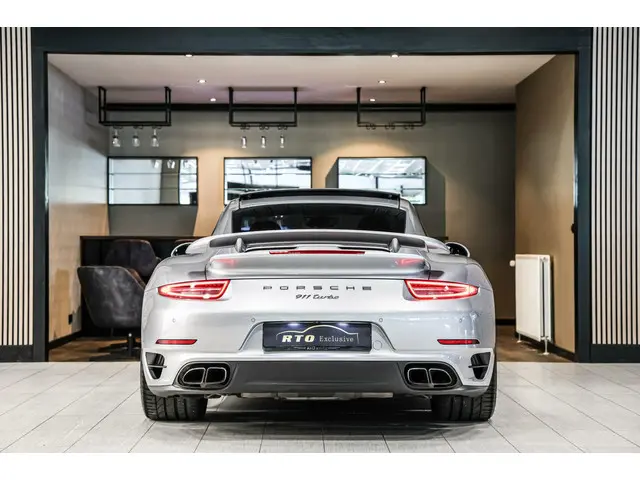 Porsche 911 3.8 Turbo Approved t/m 05-06-2027 2013 Benzine 11