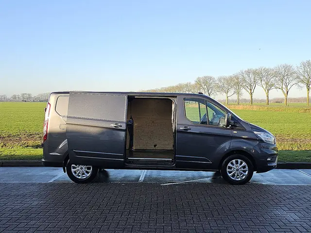 Ford Transit Custom 2.0 2020 Diesel 13