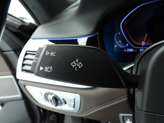 BMW 7 Serie 750i xDrive 2021 Benzine 36