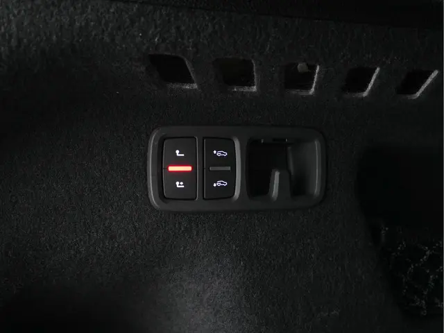 Audi RSQ8 4.0 TFSI Quattro 2021 Benzine 38