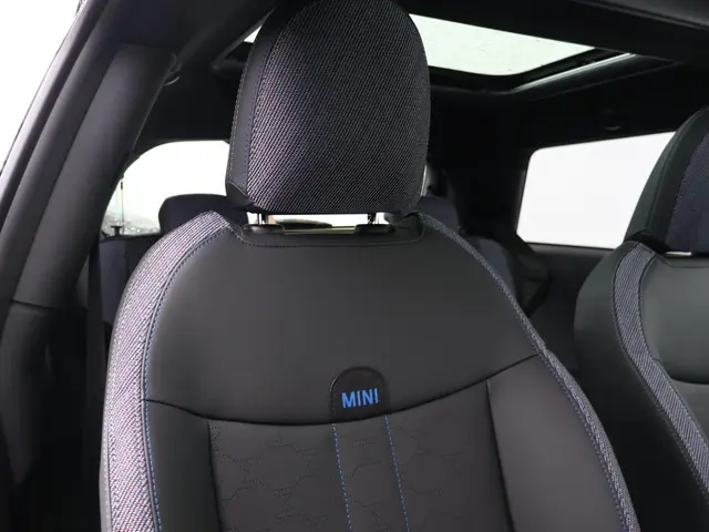 MINI 3-Deurs Mini 1.5 Cooper C Classic L 2026 Benzine 9