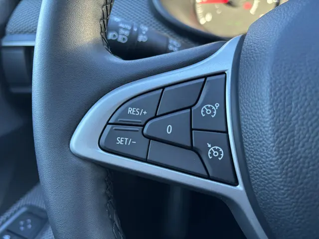 Dacia Sandero 1.0 TCe 90 Journey 2025 Benzine 24