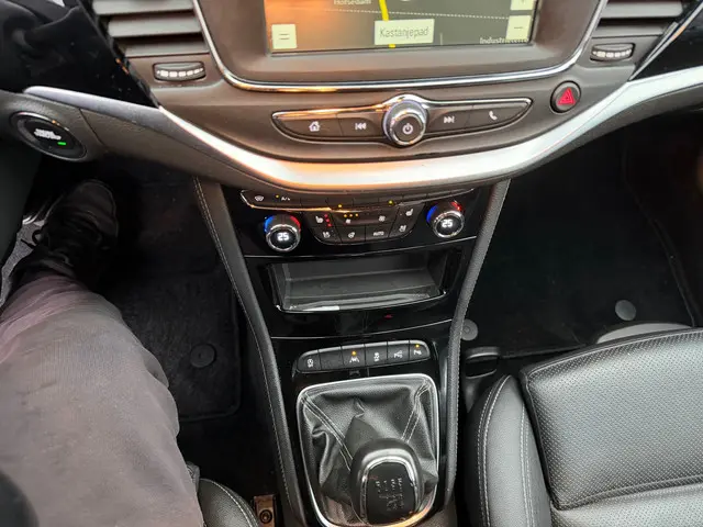 Opel Astra 1.2 Launch Elegance 2020 Benzine 19