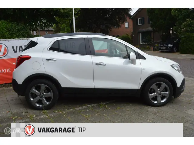 Opel Mokka 1.4 T Cosmo 4x4 2013 Benzine 2