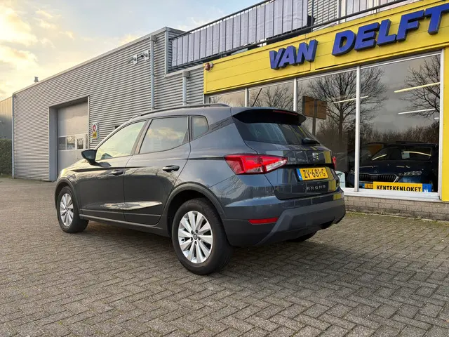 SEAT Arona 1.0 TSI Style Business Intense 2019 Benzine 4