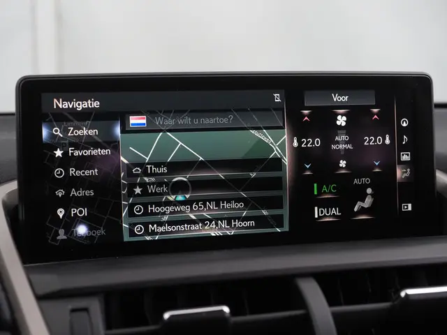 Lexus NX 300h AWD President Line 2018 Hybride Benzine 41