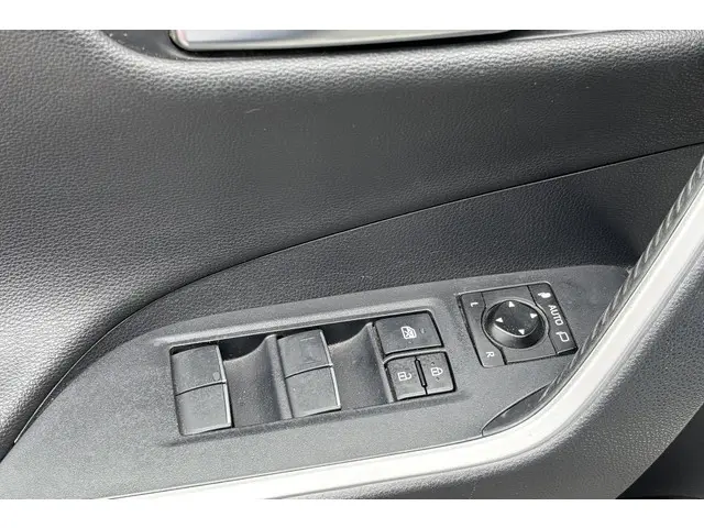 Toyota RAV4 2.5 Hybrid AWD Bi-Tone 2019 Hybride Benzine 14
