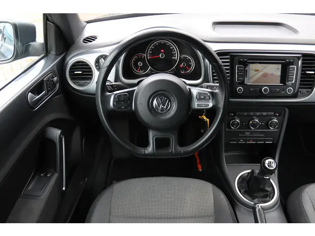 Volkswagen Beetle 1.2 TSI DESIGN 2013 Benzine 14