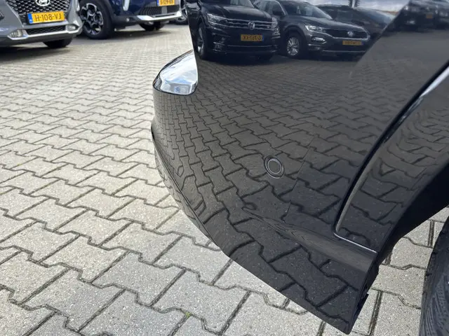 Ford Kuga 2.5 PHEV ST-Line X 2023 Hybride Benzine 7