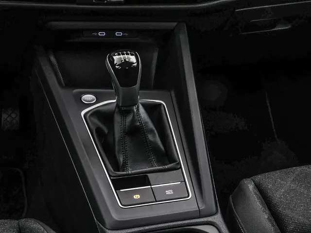 Volkswagen Golf 1.5 TSI 130pk Life 2020 Benzine 34