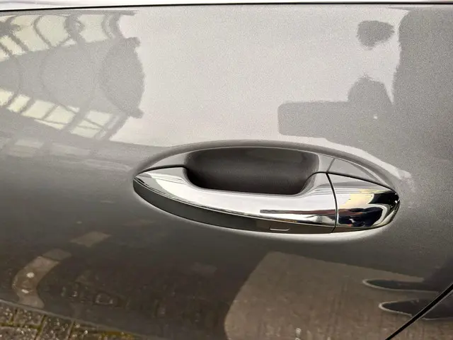 Mercedes-Benz CLA 180 Luxury Line 2022 Benzine 27