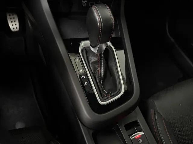 Renault Arkana 1.3 TCe 140 EDC R.S. Line 2021 Benzine 23