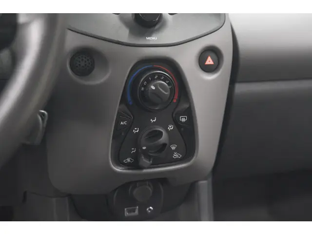 Peugeot 108 3