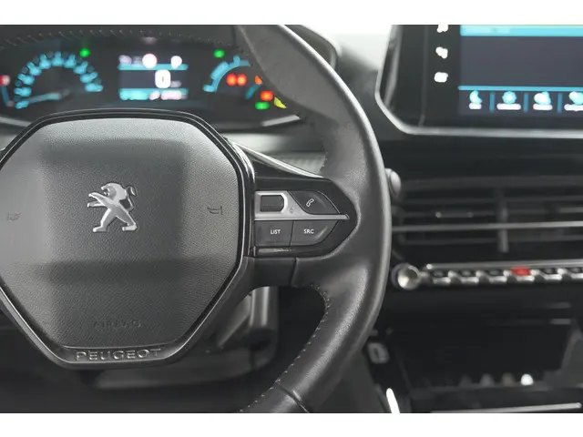 Peugeot e-2008 EV Allure 50 kWh 2021 Elektrisch 33