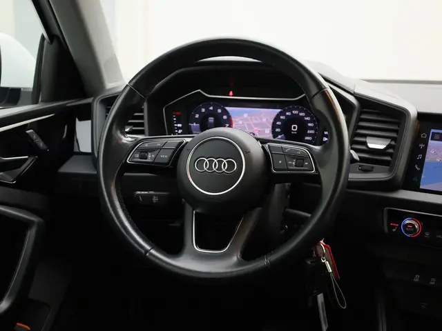 Audi A1 Sportback 30 TFSI/110PK Epic 2020 Benzine 32