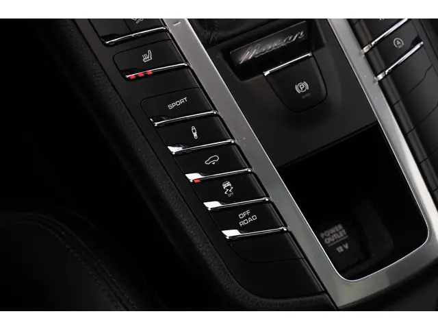 Porsche Macan 3.0 S 2021 Benzine 23