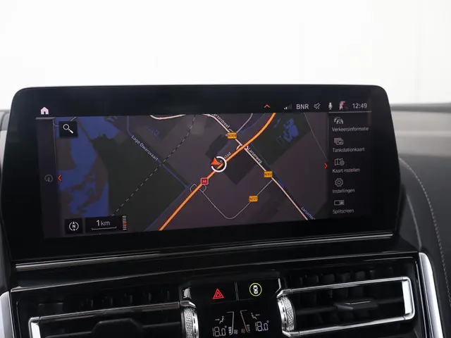 BMW 8 Serie 840i High Executive 2023 Benzine 22